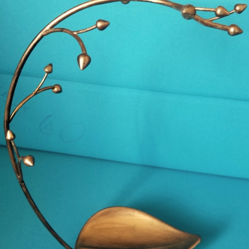 Umbra jewelry tree